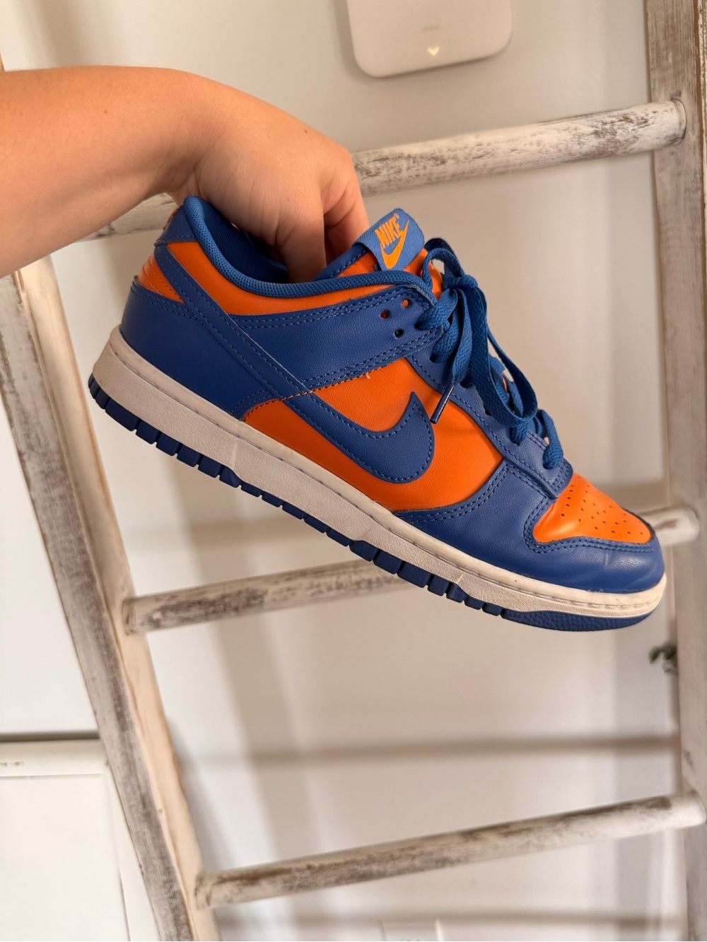 Size 9- Nike Dunk Low Knicks - DV0833-800 VGUC No Box Sneakers Blue/Orange